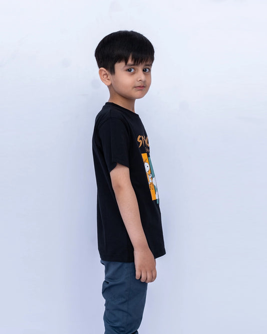 Junior Graphic T-Shirt – Jet Black